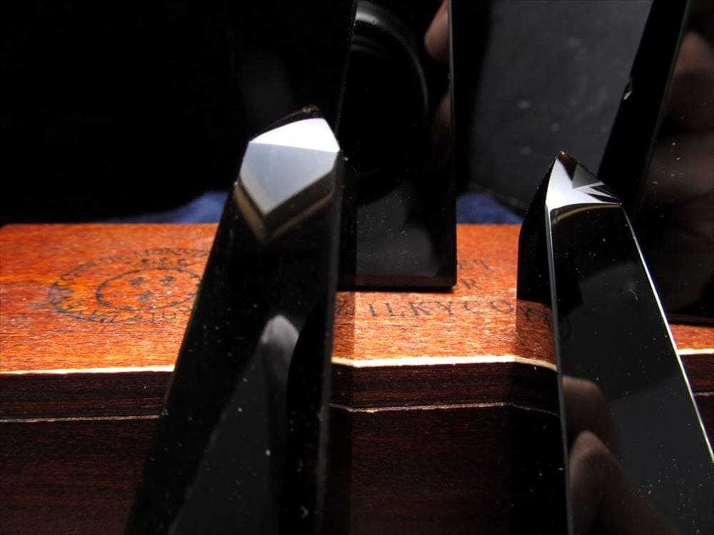 オブシディアン,黒曜石,魔除け,オベリスク,置物