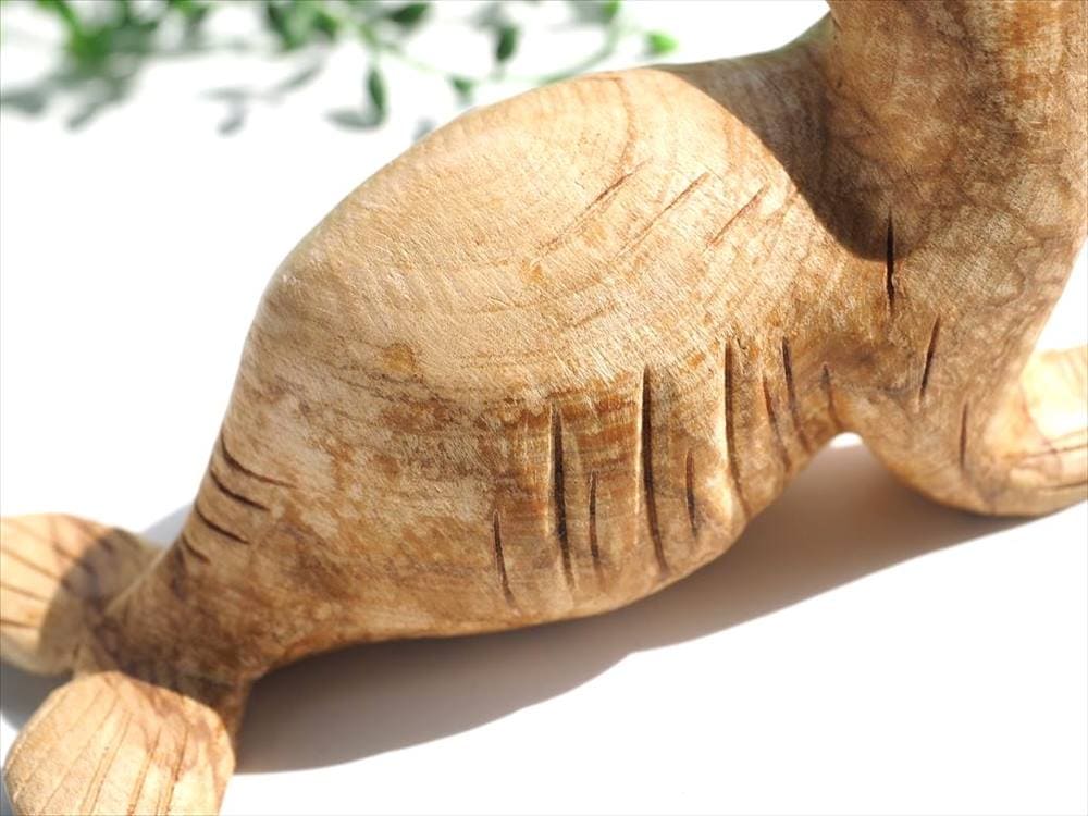 パロサントウッド ホーリーツリー 動物彫り置物 香木 ペルー産
