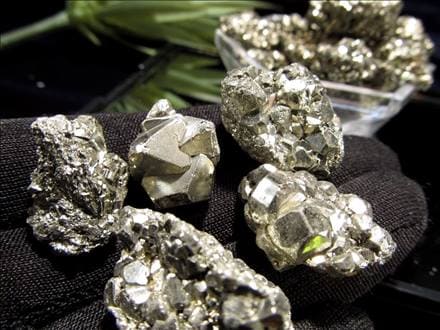 パイライト さざれ 黄鉄鉱 細石 サザレ石