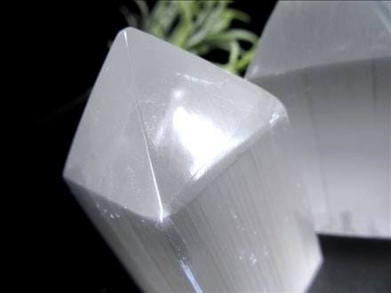 セレナイト ジプサム 透石膏 聖母マリアのガラス キャッツアイ