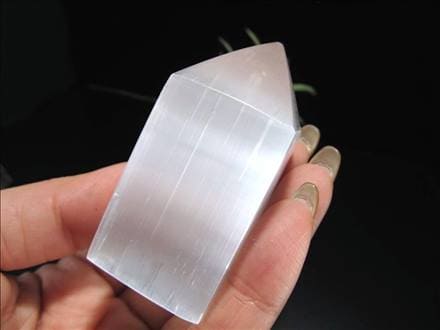 セレナイト ジプサム 透石膏 聖母マリアのガラス キャッツアイ