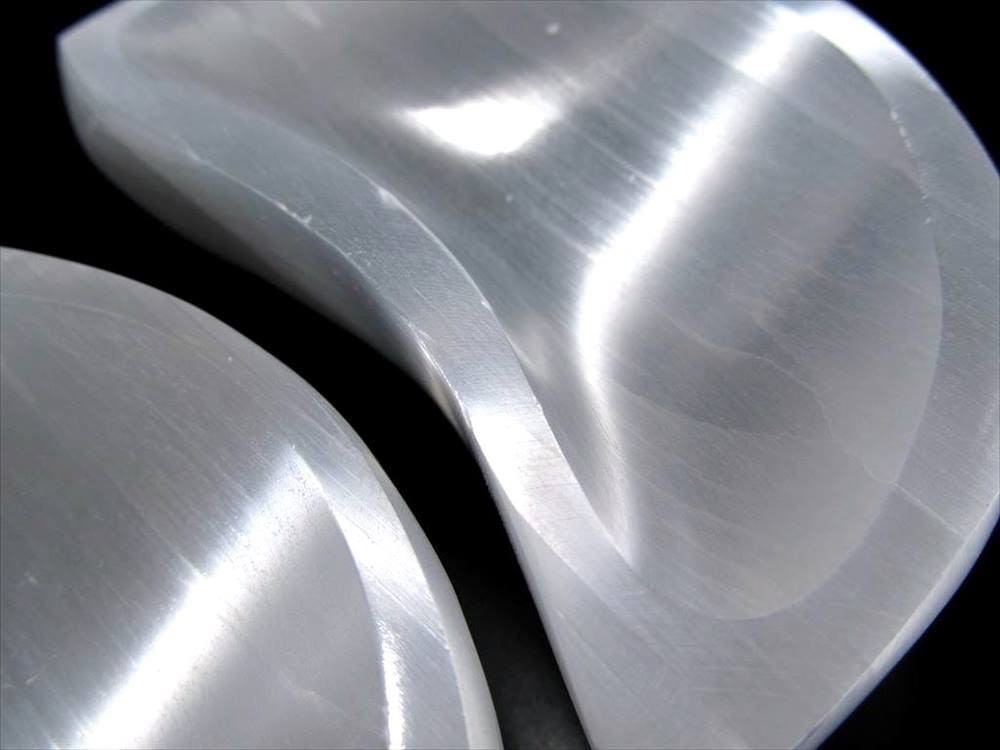 セレナイト ジプサム 透石膏 聖母マリアのガラス キャッツアイ