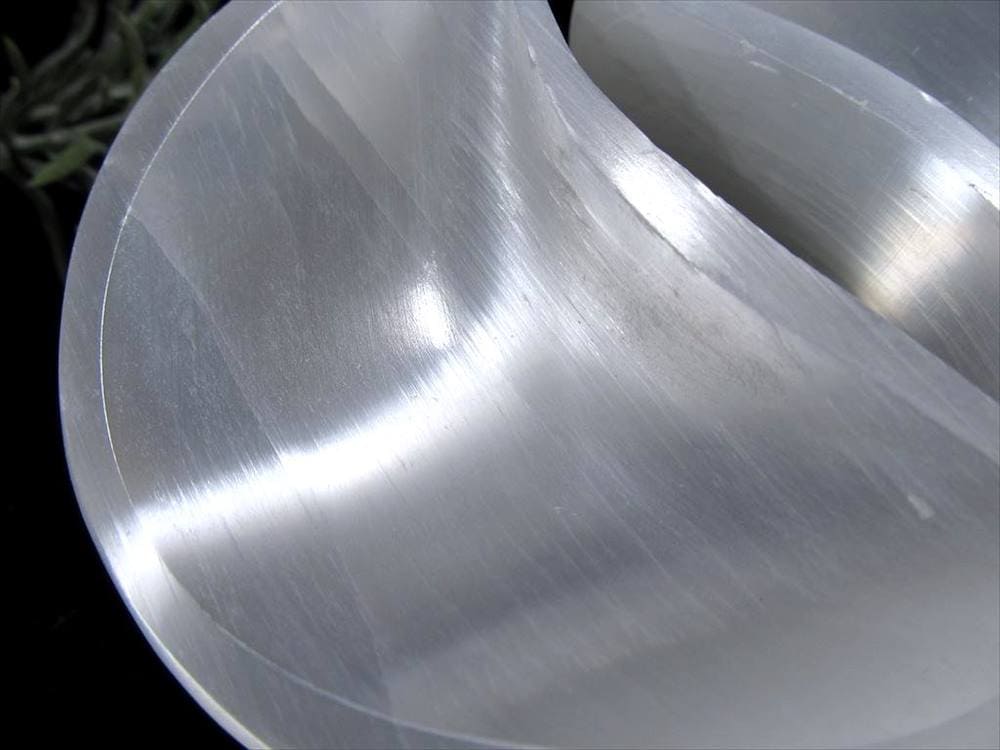 セレナイト ジプサム 透石膏 聖母マリアのガラス キャッツアイ