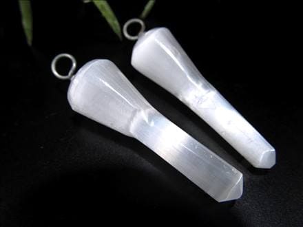 セレナイト ジプサム 透石膏 聖母マリアのガラス キャッツアイ