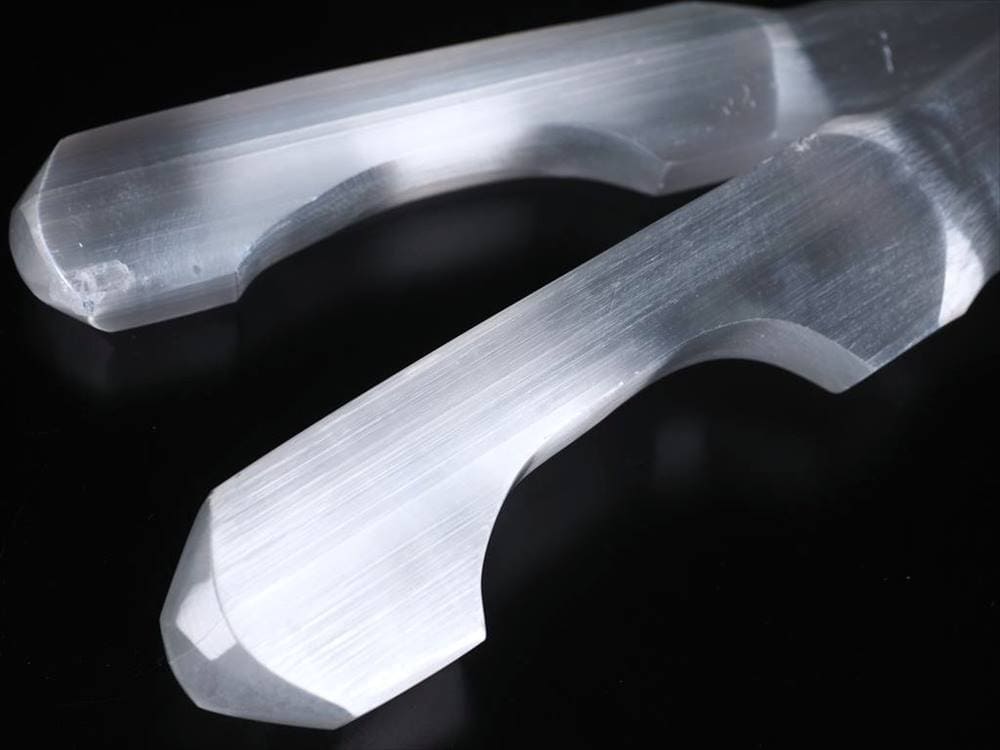 セレナイト ジプサム 透石膏 聖母マリアのガラス キャッツアイ