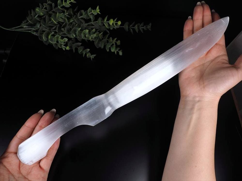 セレナイト ジプサム 透石膏 聖母マリアのガラス キャッツアイ