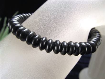 シュンガイト シュンガ石 カレリア共和国産 ブレスレット ボタン