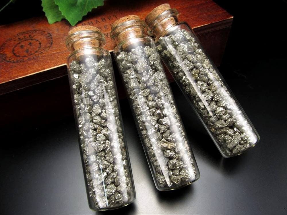 さざれボトル コルクボトル 細石 天然石ボトル パイライト