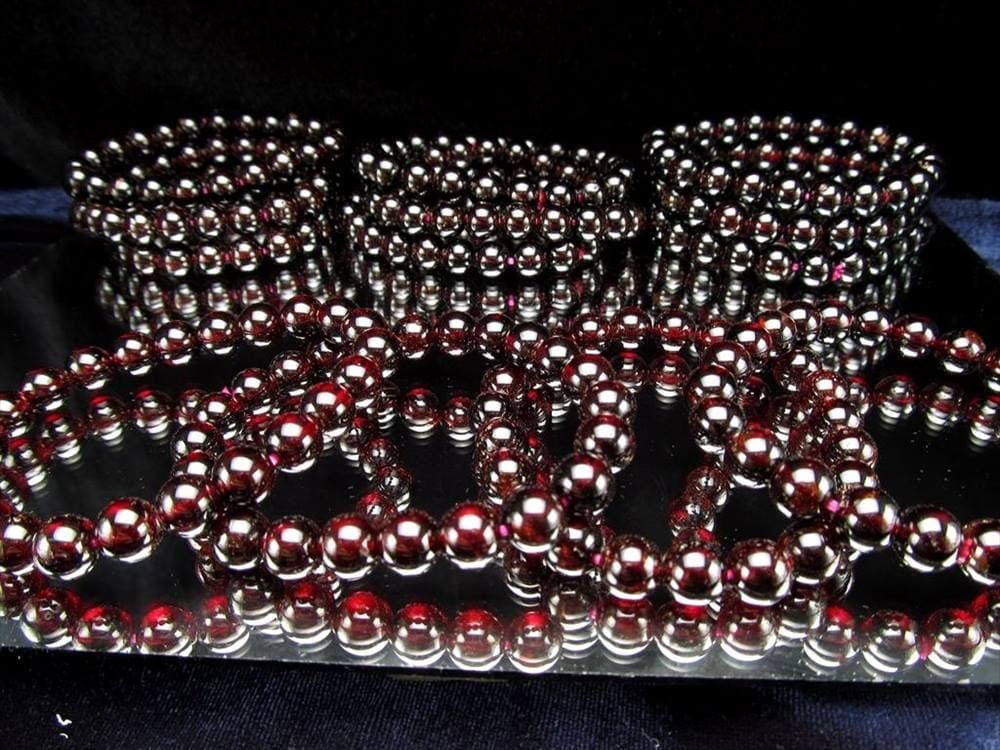 ガーネット,ブレスレット,アルマンダインガーネット,柘榴石,1月の誕生石