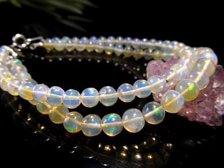 プレシャス オパール 蛋白石 ワイヤーブレスレット Silver925