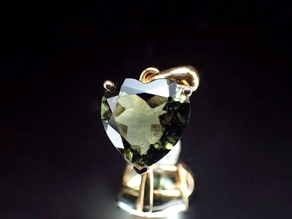 モルダバイト モルダウ石 隕石 18K 18金ゴールド