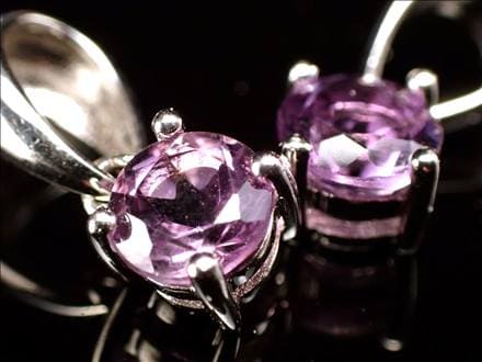 ペンダントトップ