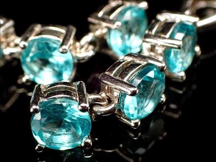 ペンダントトップ