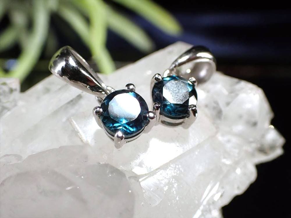 ロンドンブルートパーズ ペンダントトップ Silver925 シルバー トパーズ