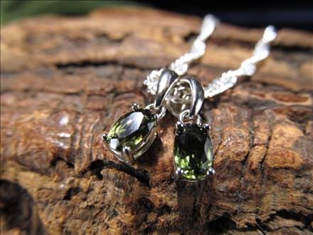 モルダバイト ペンダント 隕石 ナチュラルグラス Silver925