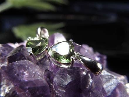 モルダバイト ペンダント 隕石 ナチュラルグラス Silver925