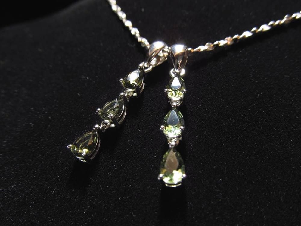 モルダバイト ペンダント 隕石 ナチュラルグラス Silver925