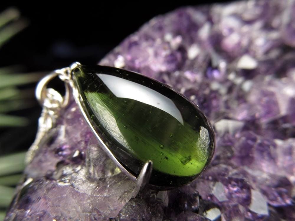 モルダバイト モルダウ石 テクタイト ペンダント アクセサリー