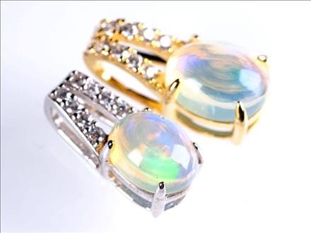 プレシャスオパール ペンダントトップ アクセサリー 10月の誕生石 ジルコニア