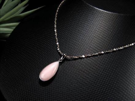 ピンクオパール,ペンダントトップ,蛋白石,ドロップ,オパール