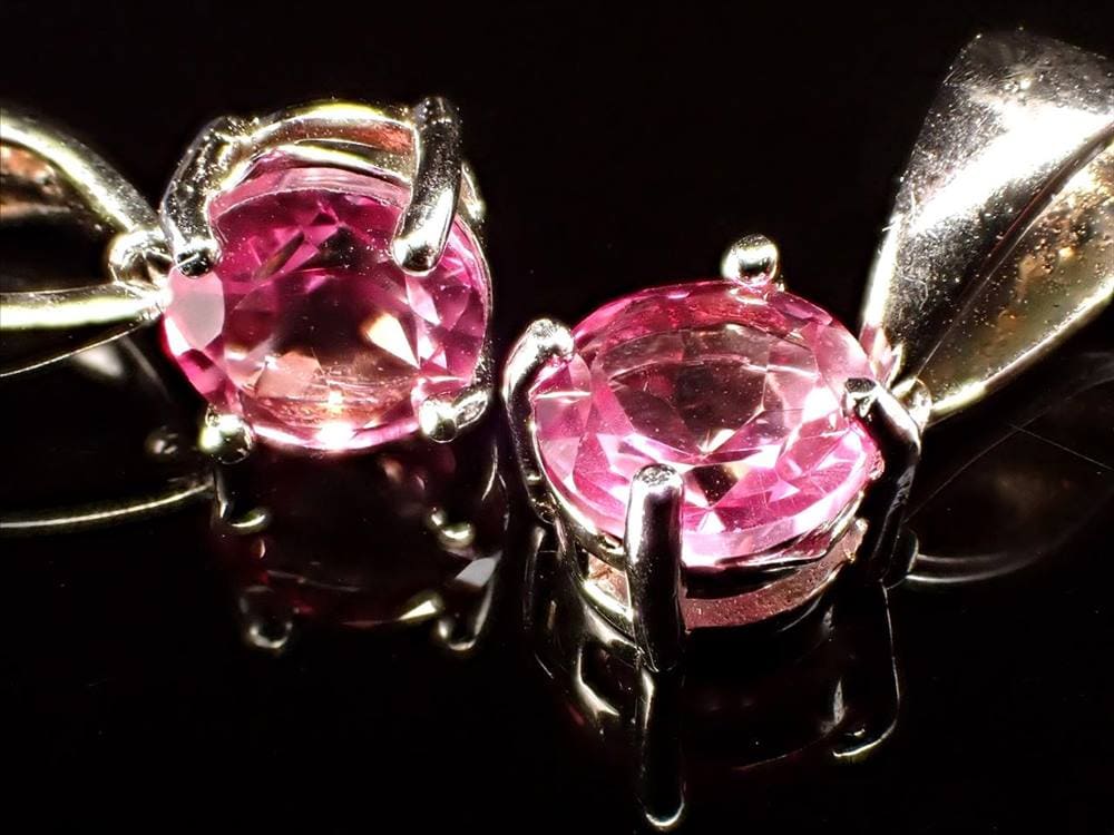 ペンダントトップ