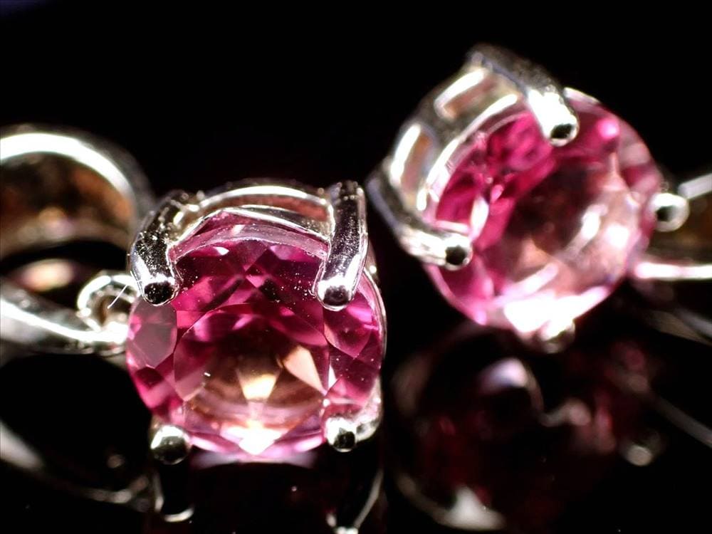 ペンダントトップ