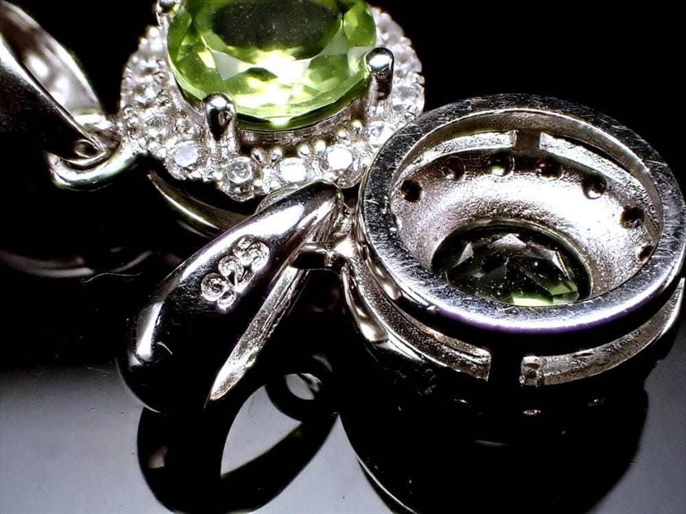 ペリドット ペンダントトップ アクセサリー 8月の誕生石 かんらん石