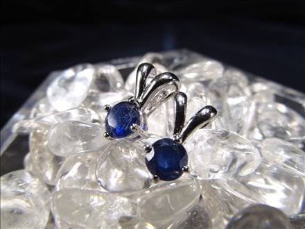 サファイア 宝石 9月の誕生石 ペンダント アクセサリー
