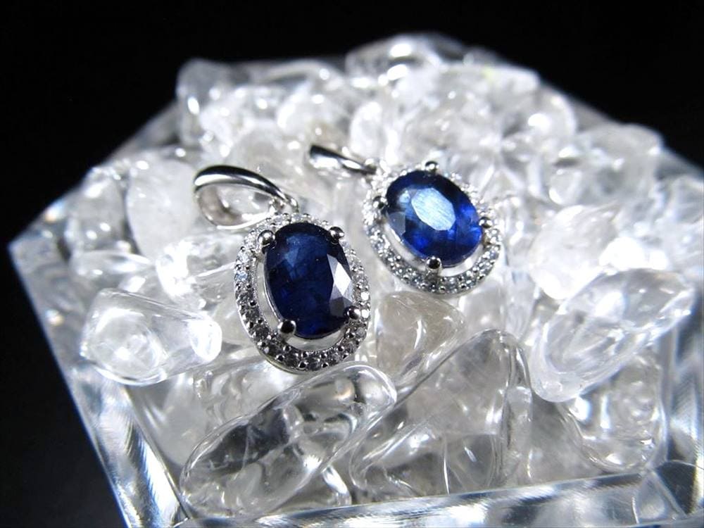 サファイア 宝石 9月の誕生石 ペンダント アクセサリー