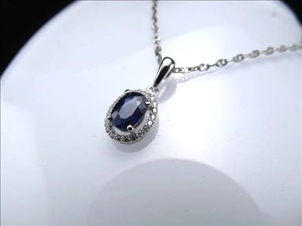 サファイア 宝石 9月の誕生石 ペンダント アクセサリー