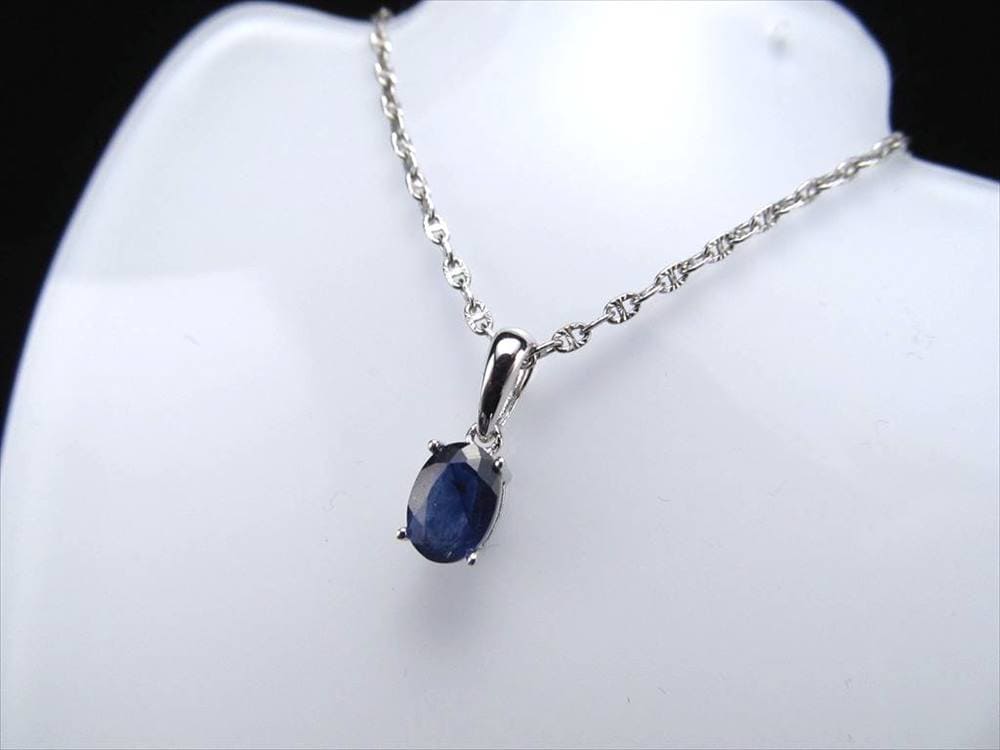 サファイア 宝石 9月の誕生石 ペンダント アクセサリー
