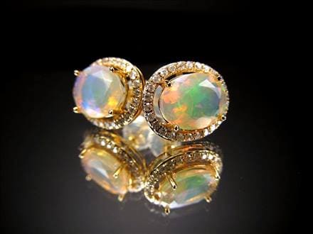 ピアス