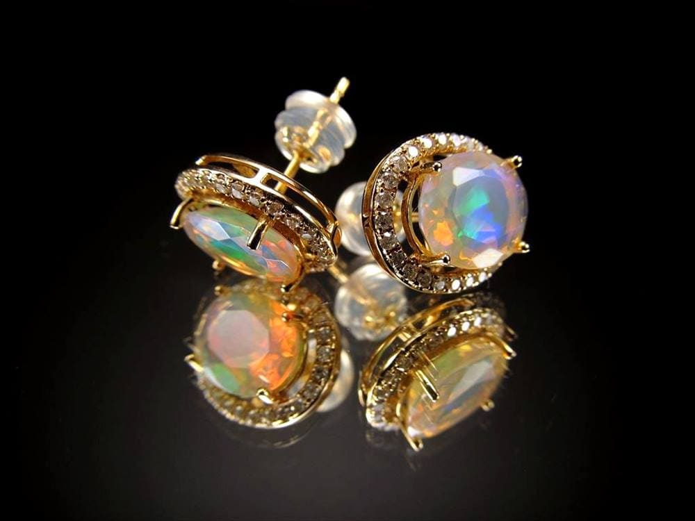 ピアス