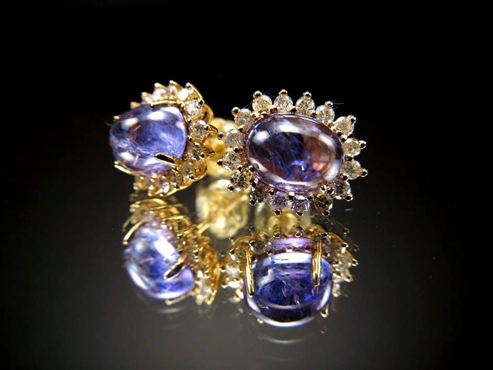 ピアス