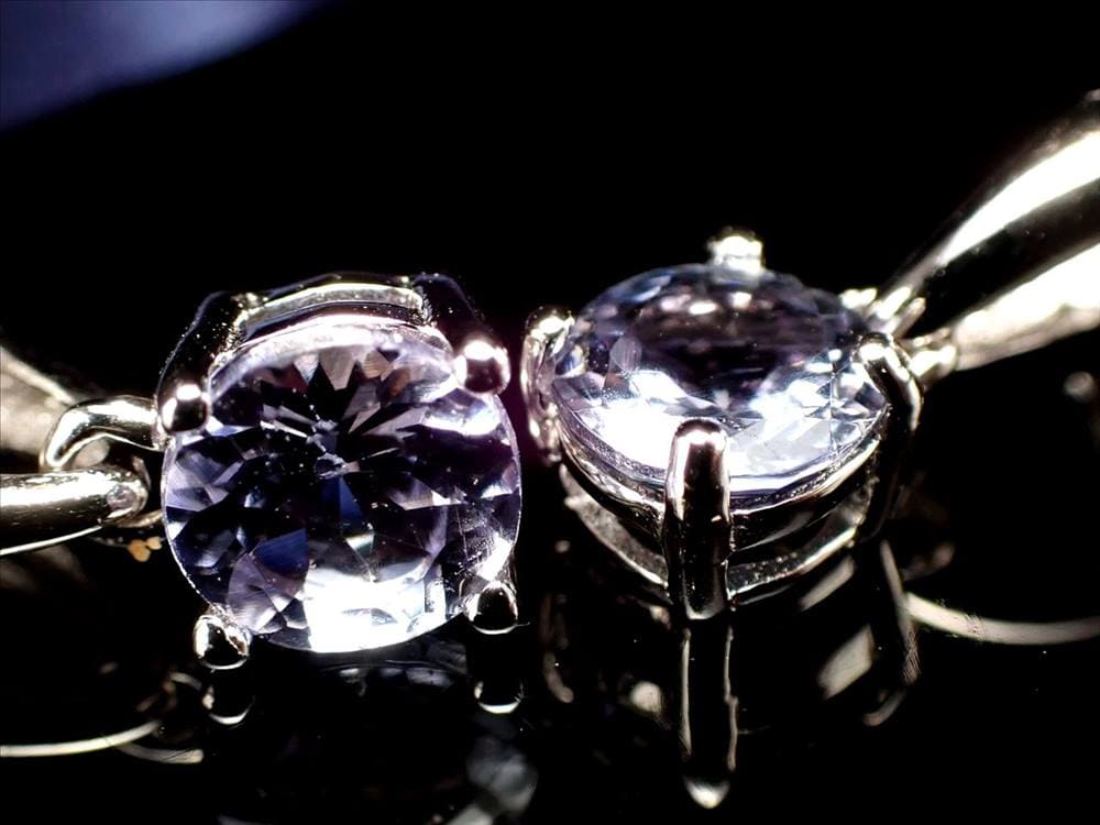 ペンダントトップ