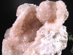 パワーストーン・天然石の卸問屋｜World Stone