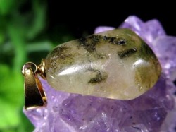 パワーストーン・天然石の卸問屋｜World Stone