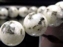 パワーストーン・天然石の卸問屋｜World Stone