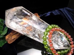 パワーストーン・天然石の卸問屋｜World Stone