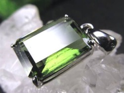 パワーストーン・天然石の卸問屋｜World Stone