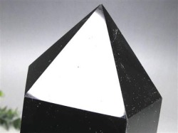 パワーストーン・天然石の卸問屋｜World Stone