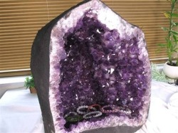 パワーストーン・天然石の卸問屋｜World Stone