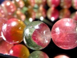 パワーストーン・天然石の卸問屋｜World Stone