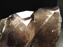 パワーストーン・天然石の卸問屋｜World Stone