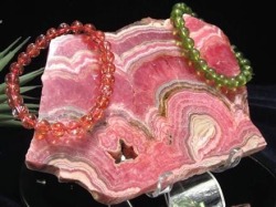 パワーストーン・天然石の卸問屋｜World Stone