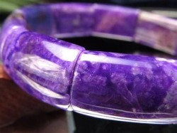 パワーストーン・天然石の卸問屋｜World Stone