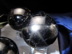 パワーストーン・天然石の卸問屋｜World Stone