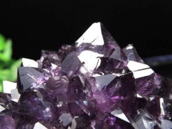 パワーストーン・天然石の卸問屋｜World Stone