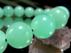 パワーストーン・天然石の卸問屋｜World Stone