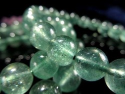 パワーストーン・天然石の卸問屋｜World Stone